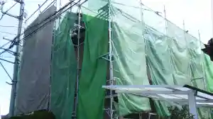 屋根工事前に行う足場の設置