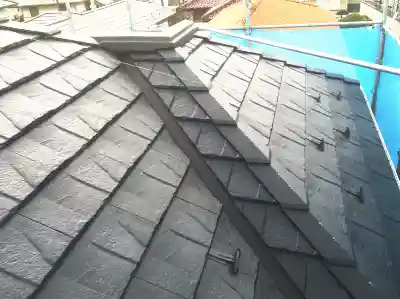 イオルーフ・ブルック瓦から葺き替え可能なルーガ屋根