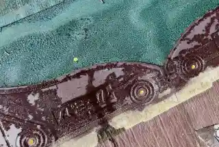 パミール屋根の結露画像