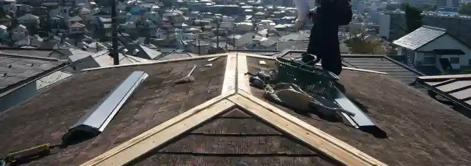 屋根修理・棟板金の補修