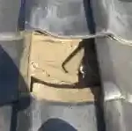割れた瓦の取り換え修理