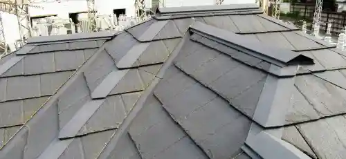 雨漏りしやすいブルック屋根の形状