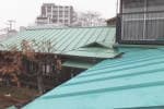 ガルバリウム鋼板屋根の施工不良